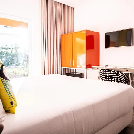 Hotel Ride - Action &